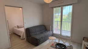 Appartement 2 pièces en rez-de-chaussée dans résidence avec accès direct à la plage
